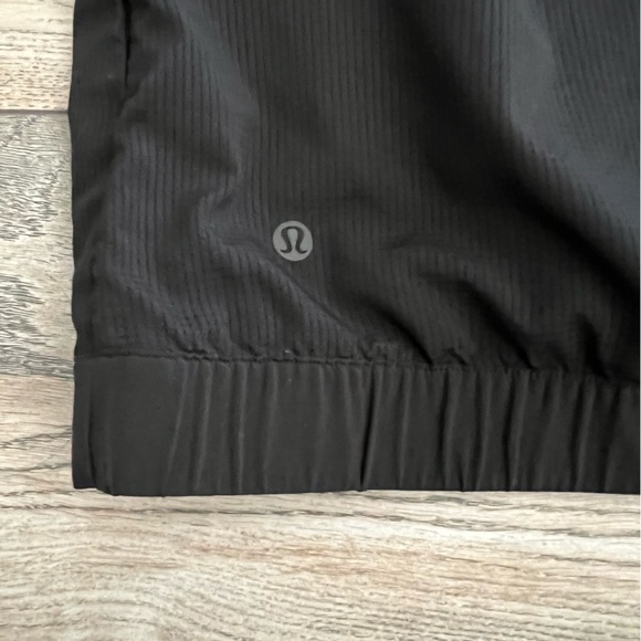 lululemon pullover quarter zip windbreaker ! - Picture 2 of 5